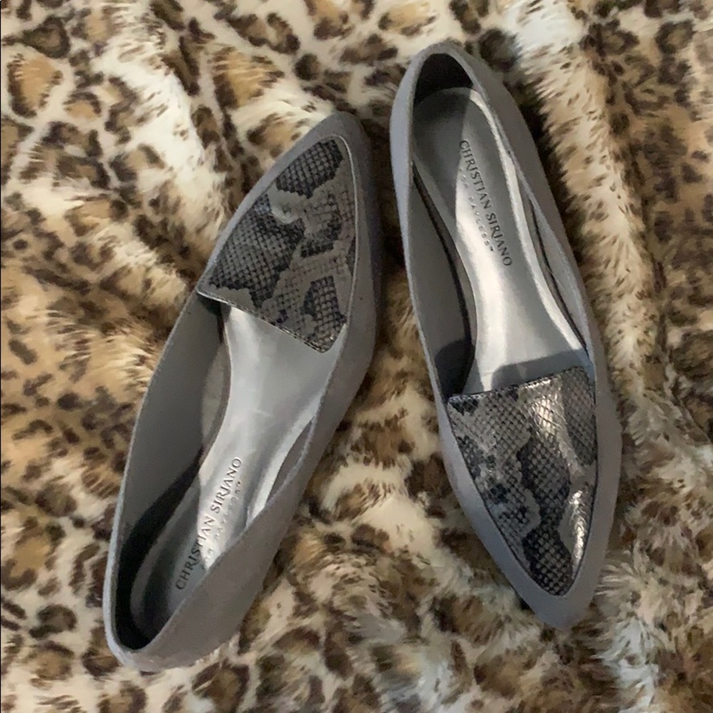 Flats Loafers | Gray Snake Print